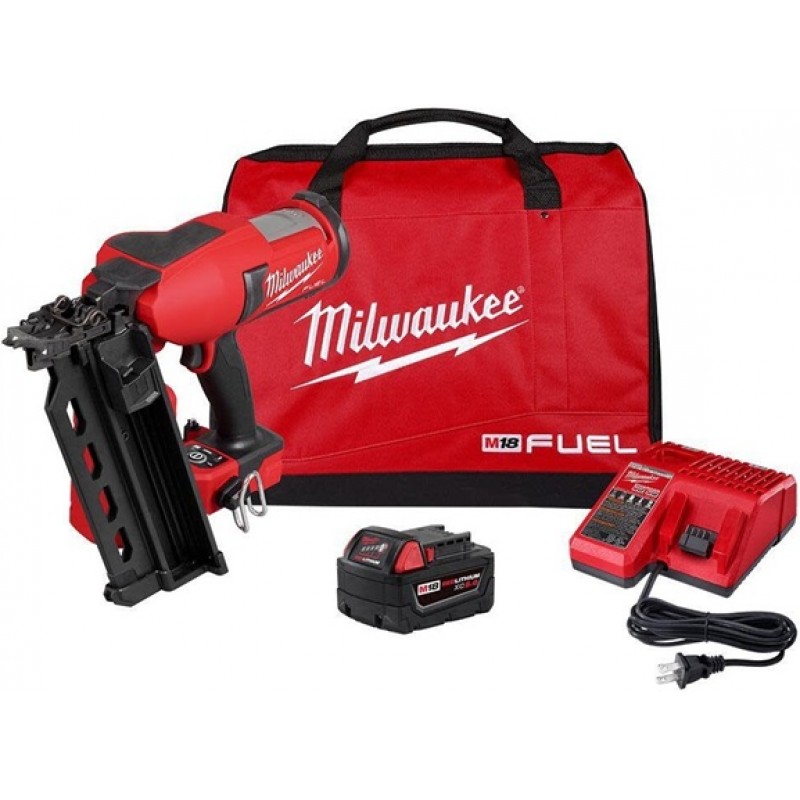 Milwaukee M18 FUEL Duplex Nailer Kit